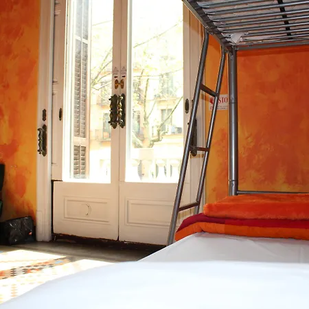 Bed & Art Ostello