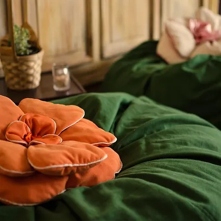 Vandrerhjem Bed & Art